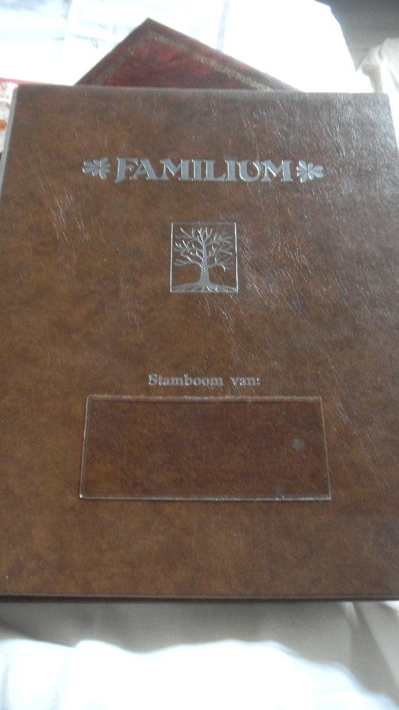 Stamboom, Boeken, Ophalen, Zo goed als nieuw, Overige onderwerpen, Zie beschrijving