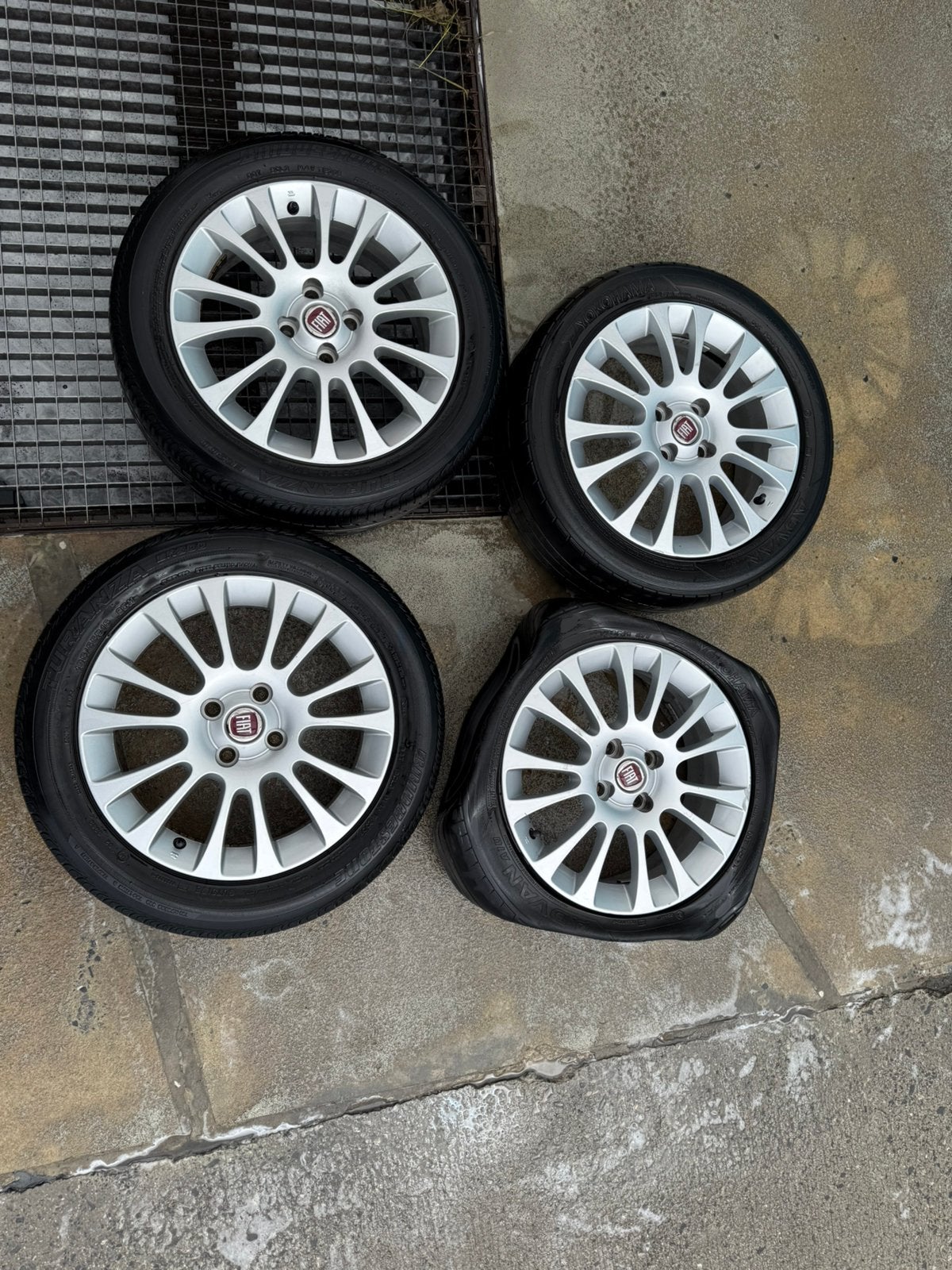 Jantes alu Fiat punto, Autos : Pièces & Accessoires, Pneus & Jantes, 16 pouces, Pneus été, Enlèvement, Utilisé