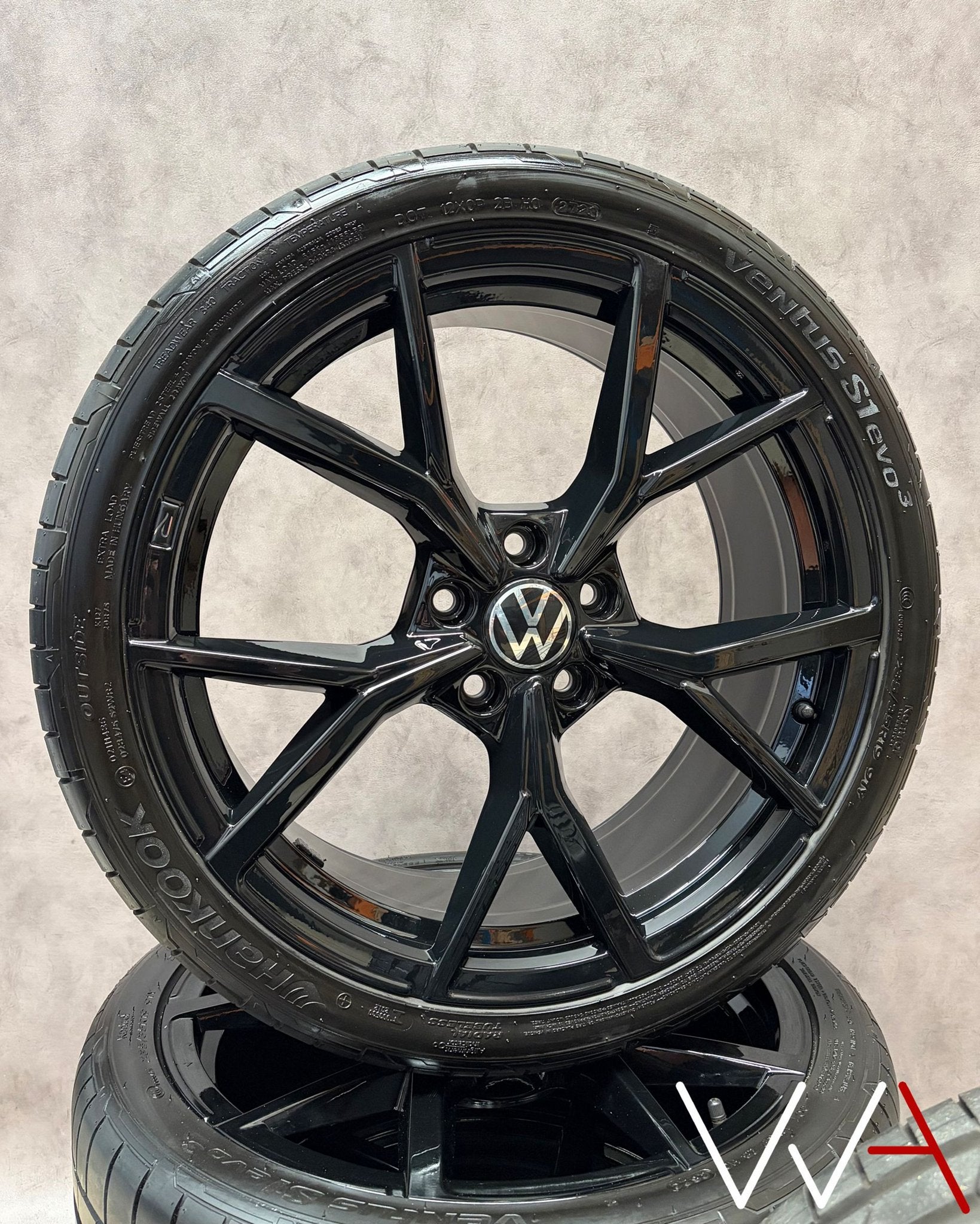 19” Volkswagen Golf 8 GTI R “Estoril” velgen origineel, Pneus et Jantes, Véhicule de tourisme, Pneus été, -