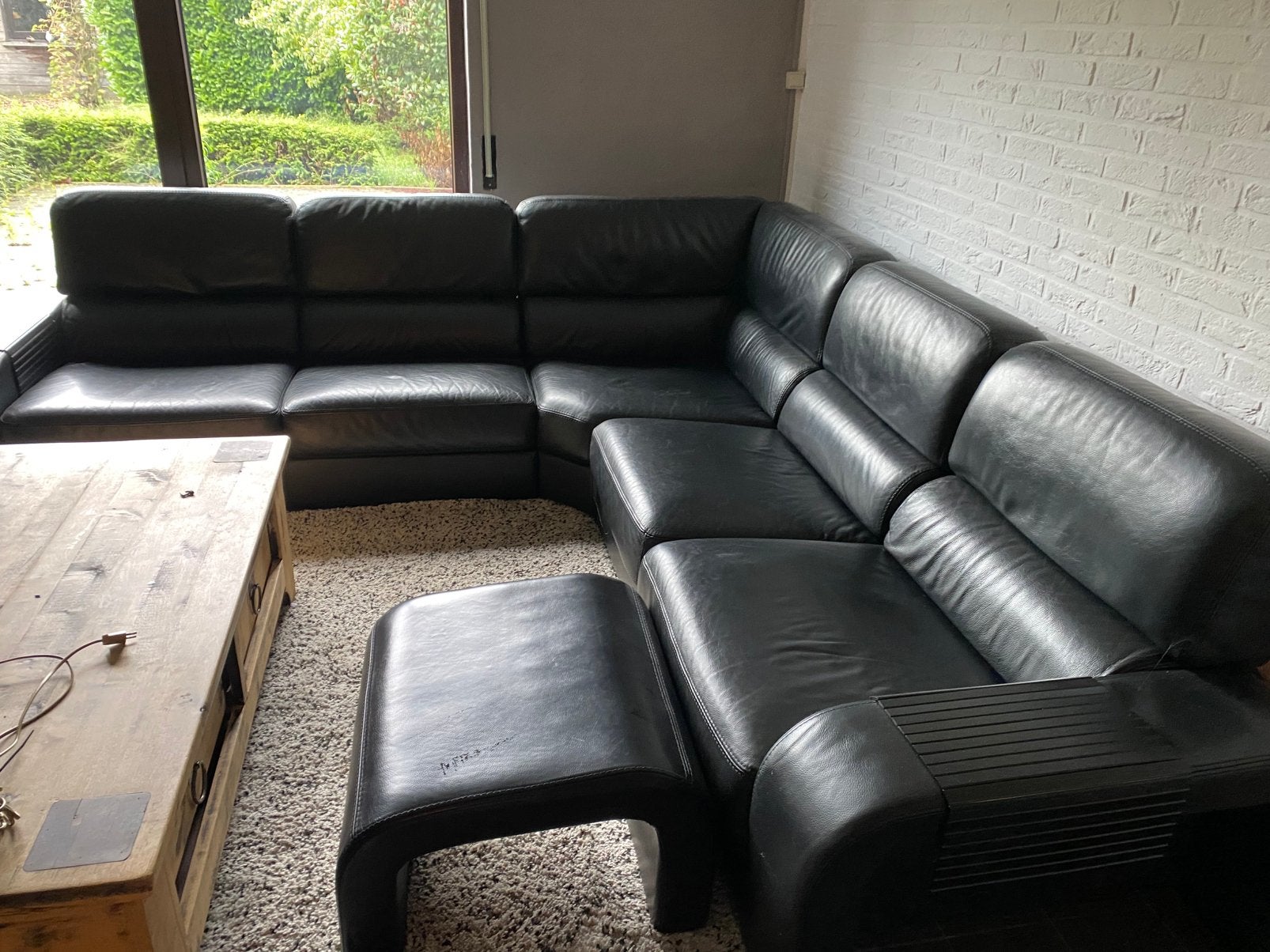 Salon leder, Enlèvement, Utilisé