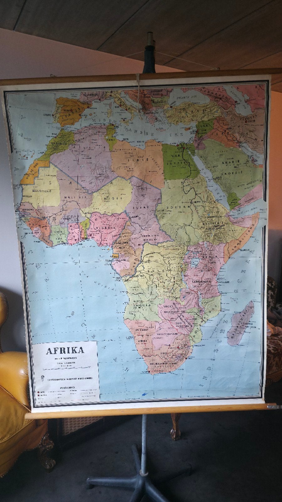 Vintage landkaart Afrika, Antiek en Kunst, Ophalen