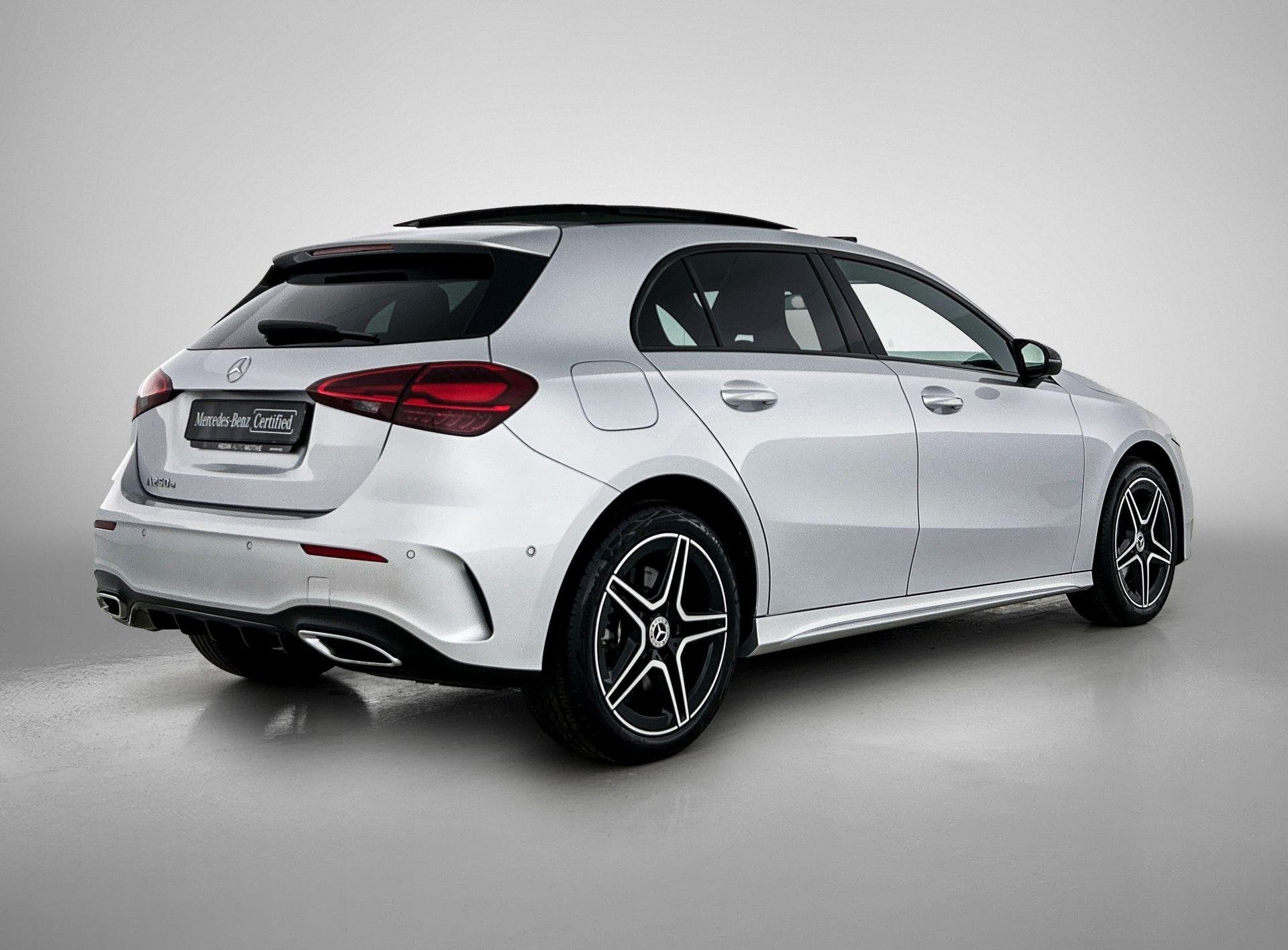 Mercedes-Benz A-klasse 250 e Hatchback AMG Line | Panoramisc, Autos, Entreprise, 16 kWh, 5 places, Automatique