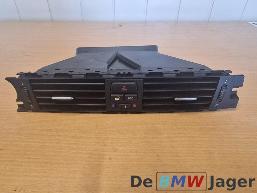 Ventilatierooster midvoor BMW E90 E91 E92 E93 6924082, Auto-onderdelen, Airco en Verwarming, Gebruikt, Ophalen of Verzenden, BMW