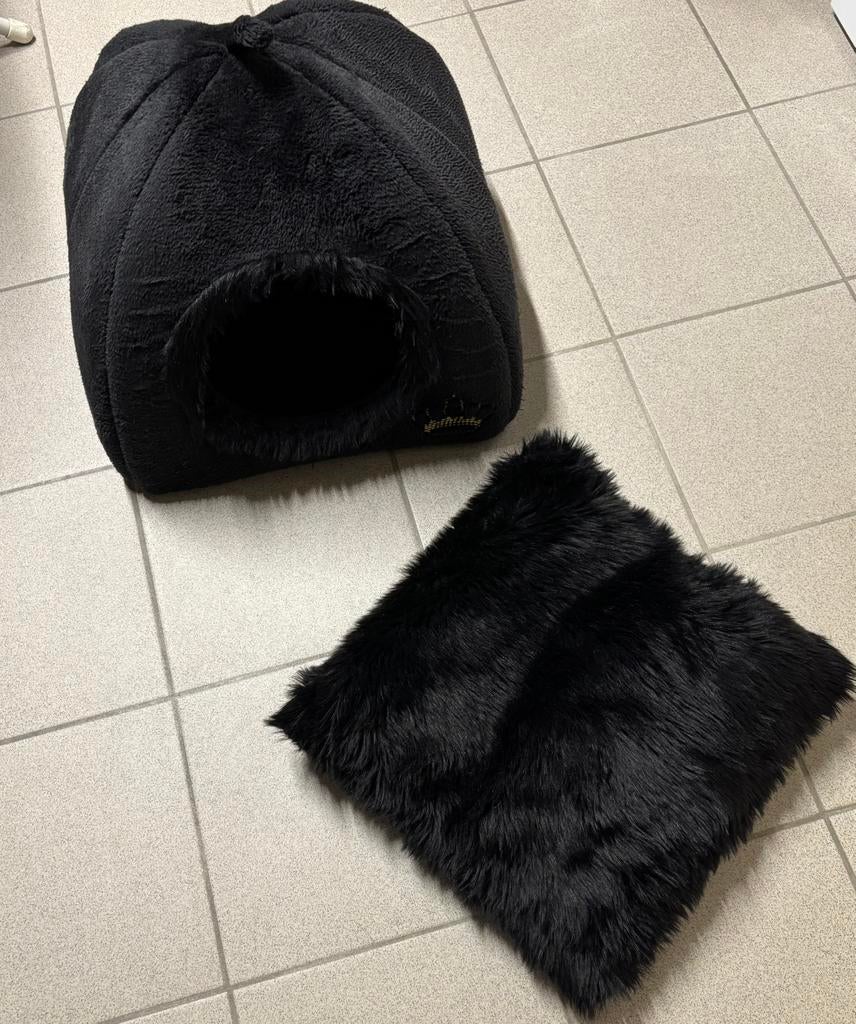 Kattenmand / iglo, Dieren en Toebehoren, Kattenmanden, Ophalen, Gebruikt, Pluche