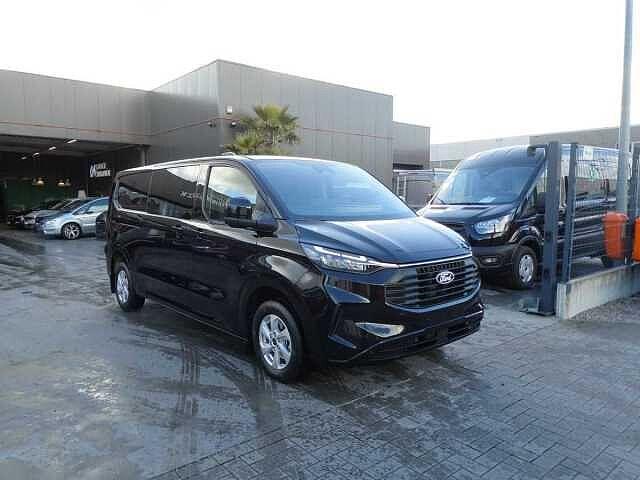 Ford Transit Custom L2 Multi-Use 5pl 2.0D 136pk Automaat, Auto's, Bestelwagens en Lichte vracht, Automaat, Emergency brake assist