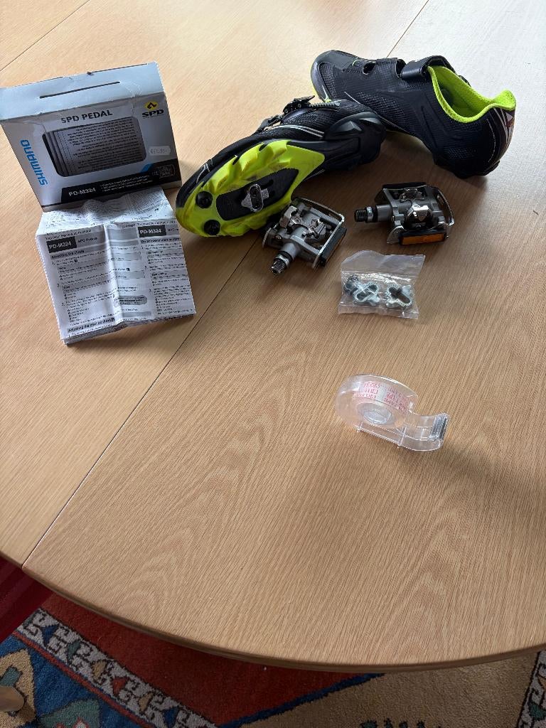 wielrennen, Ophalen, Zo goed als nieuw, Schoenen