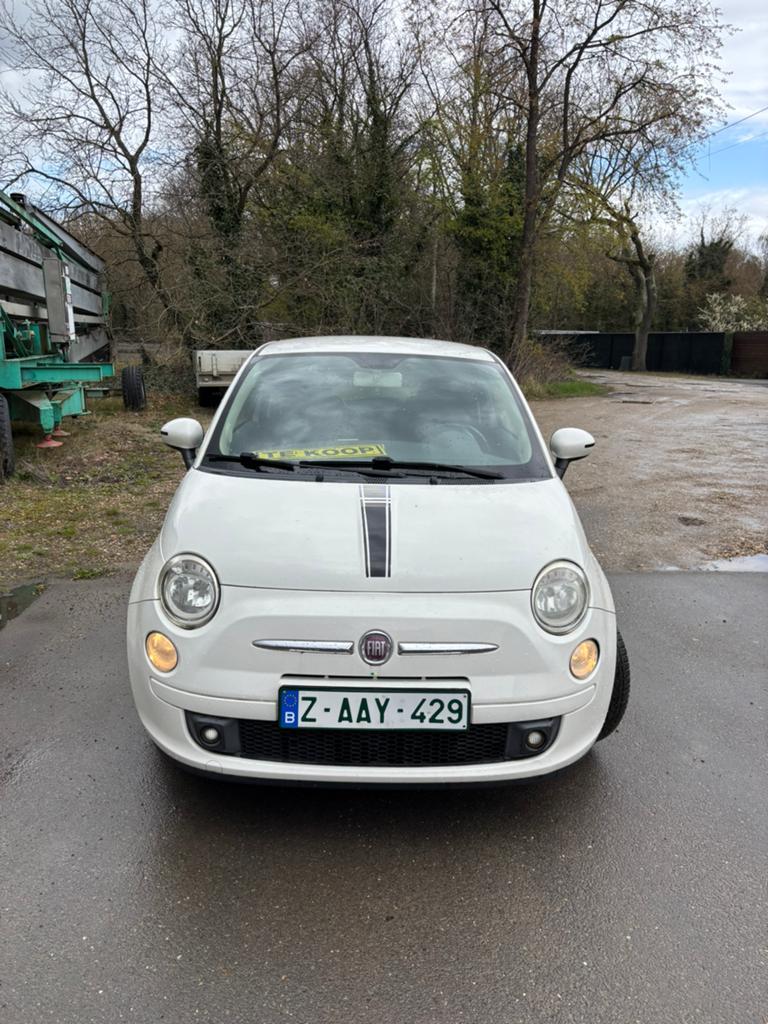 Fiat 500 wordt gekeurd voor verkoop, Auto's, Fiat, 4 zetels, 4 cilinders, Wit, Leder