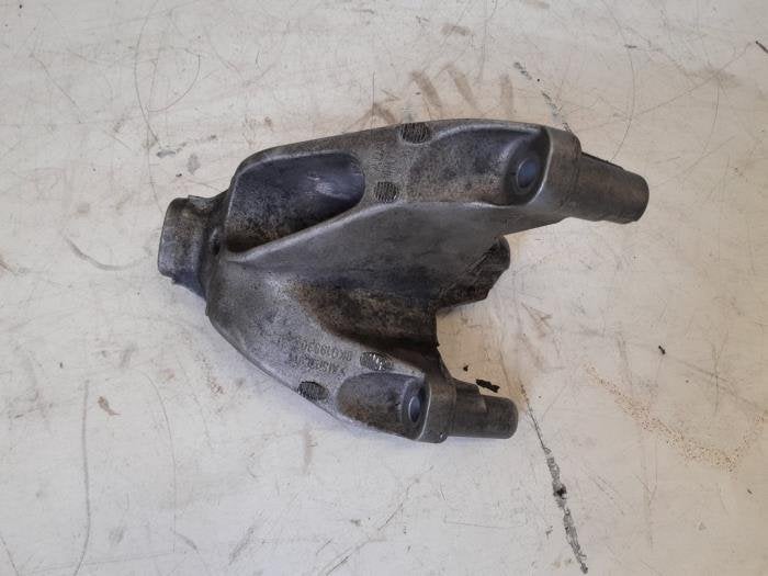 Support moteur d'un Audi A4, -, 3 mois de garantie, Audi, Utilisé