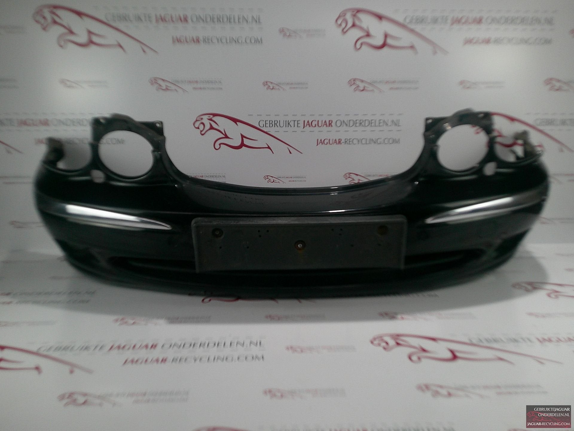 Voorbumper Jaguar X-Type 2e model zwart met PDC en koplamp s, -, Origine de la pièce connue, Utilisé, Jaguar