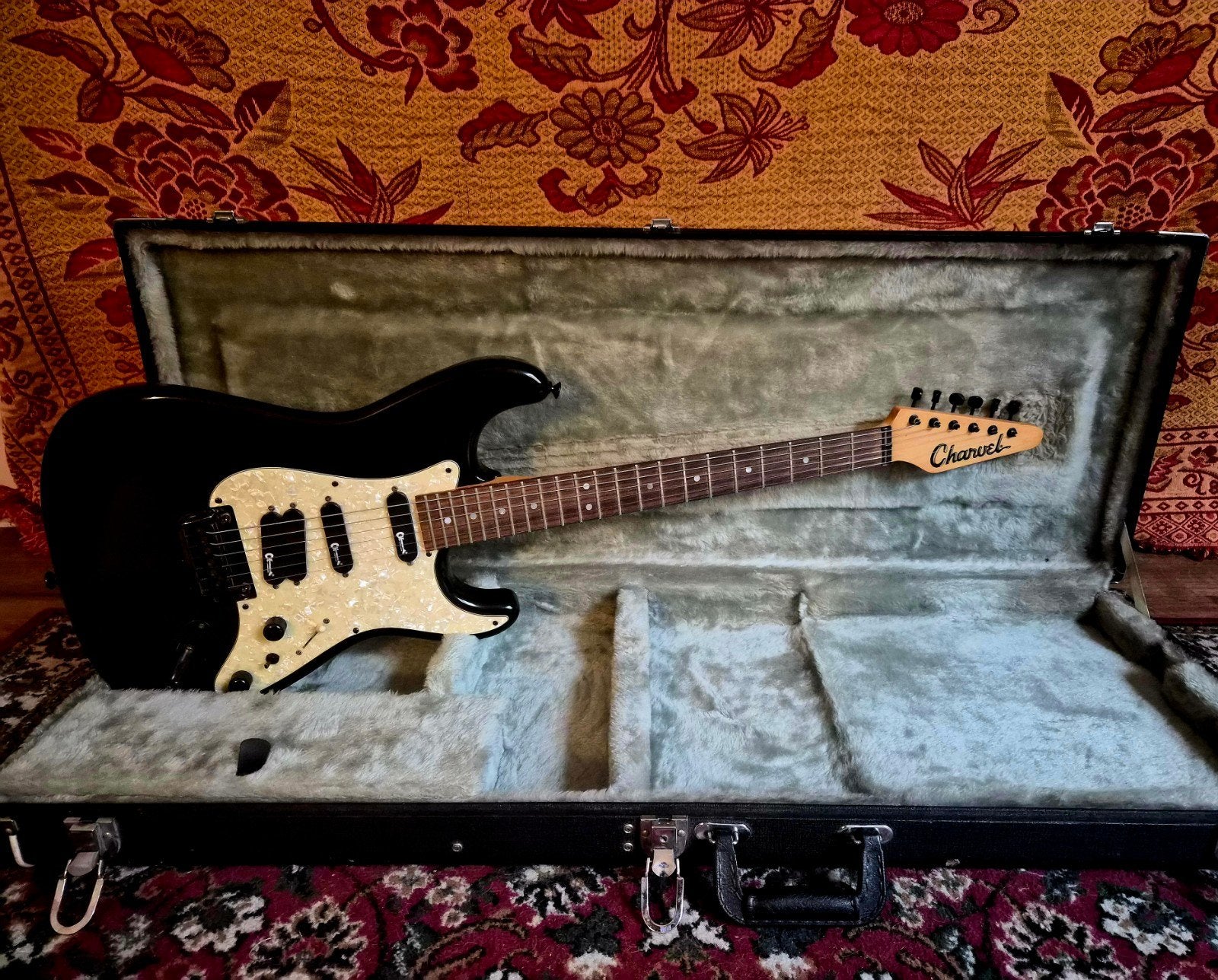 Charvel ST Custom MIJ - begin jaren '90 - Japan - HSS, Muziek en Instrumenten, Snaarinstrumenten | Gitaren | Elektrisch, Fender