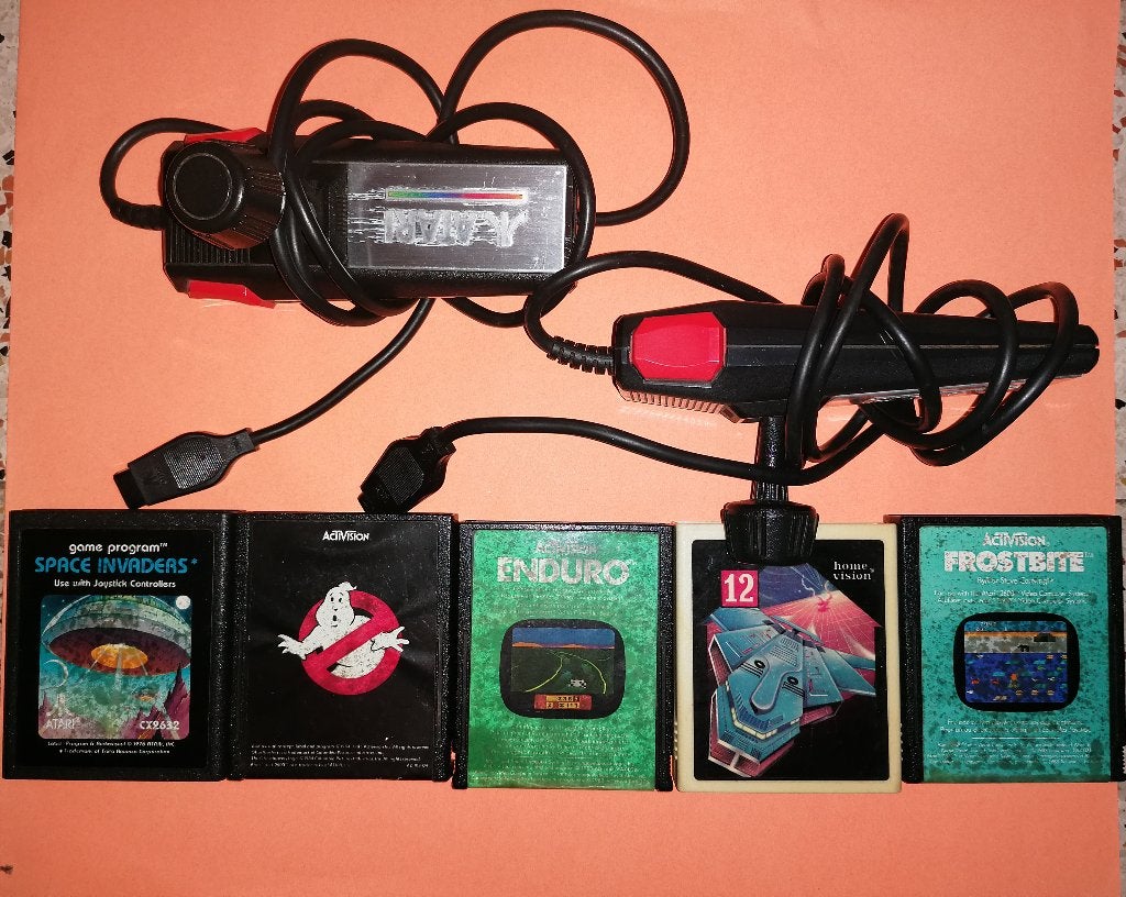 Atari 1983 - jeux et manettes, Consoles de jeu & Jeux vidéo, Enlèvement ou Envoi, Utilisé, Atari 2600