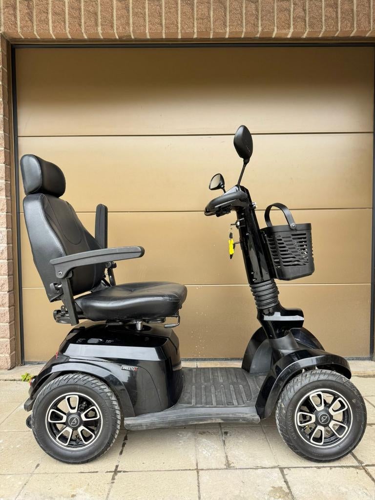 L&M prosto S Scootmobiel elektrische invalide sc 0488826971, Diversen, Rolstoelen, Zo goed als nieuw, Elektrische rolstoel, Inklapbaar