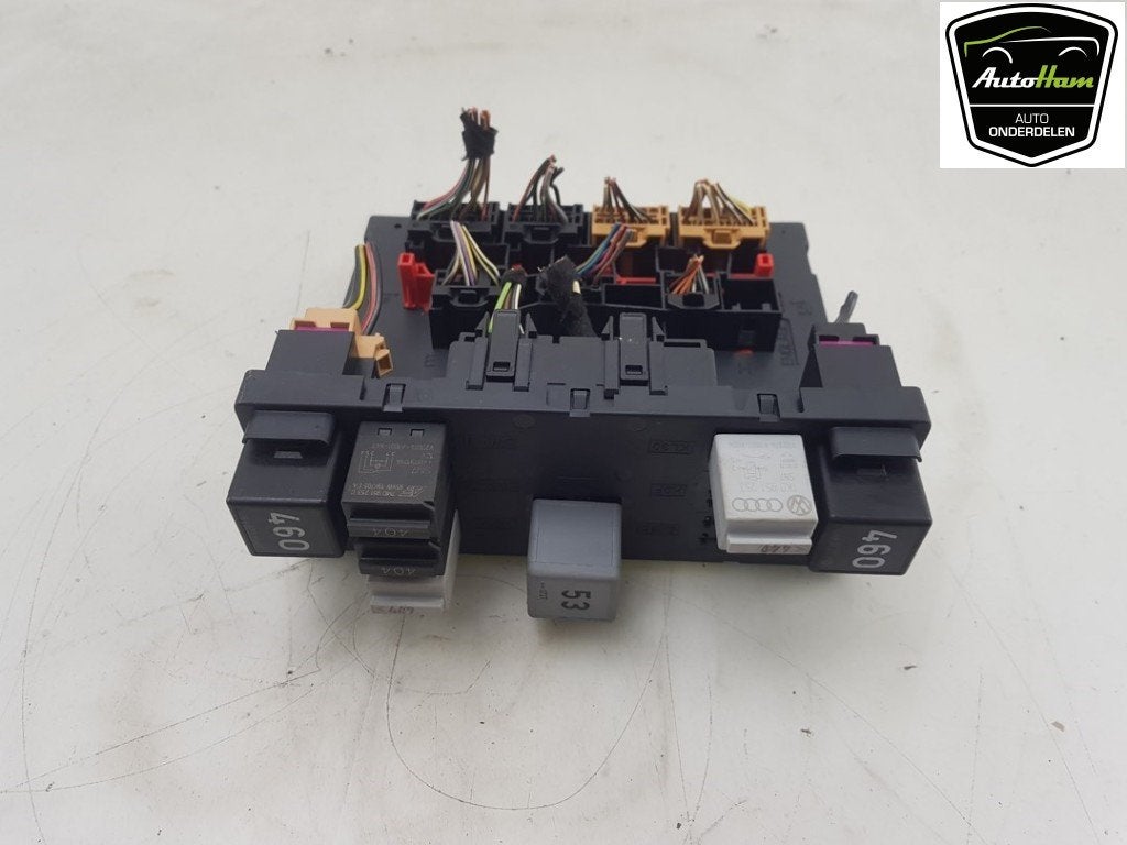 COMMUTATEUR VITRES ELECTRIQUES Volkswagen Tiguan (5N1 / 2), Dhr. J. Ham, Volkswagen, Administratie@autoham.nl, Utilisé