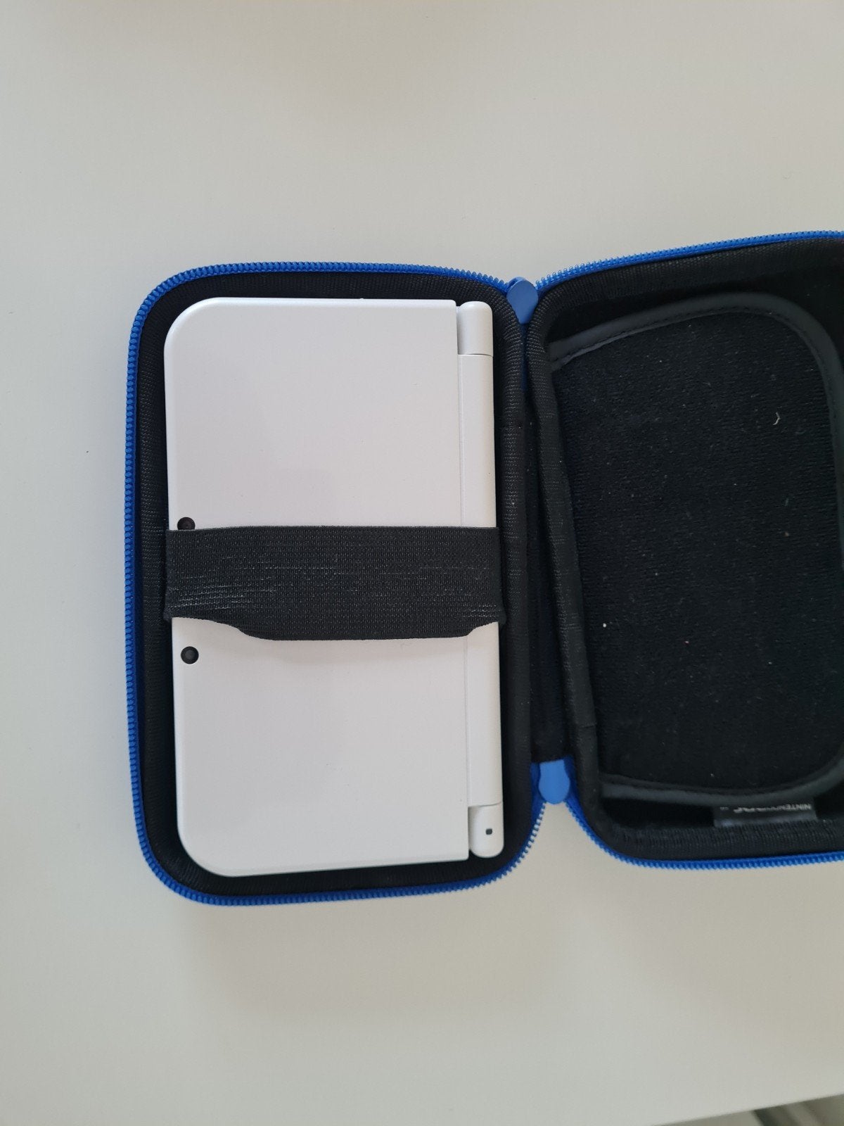nintendo new 3ds xl blanche avec sa housse, Consoles de jeu & Jeux vidéo, Consoles de jeu | Nintendo 2DS & 3DS, Enlèvement ou Envoi