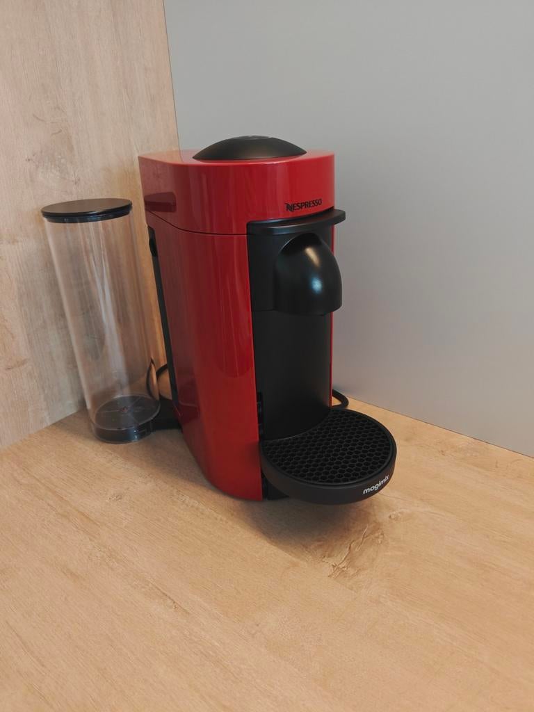 Nespresso Vertuo en 120 capsules, Ophalen, Gebruikt, Nespresso, Capsulehouder