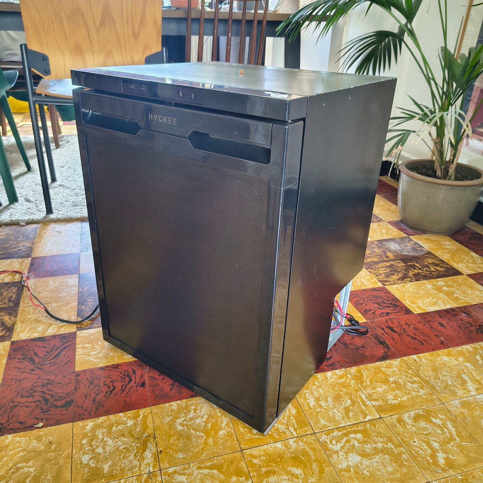 Hykes Hyfridge 65L 12V camperkoelkast, Ophalen