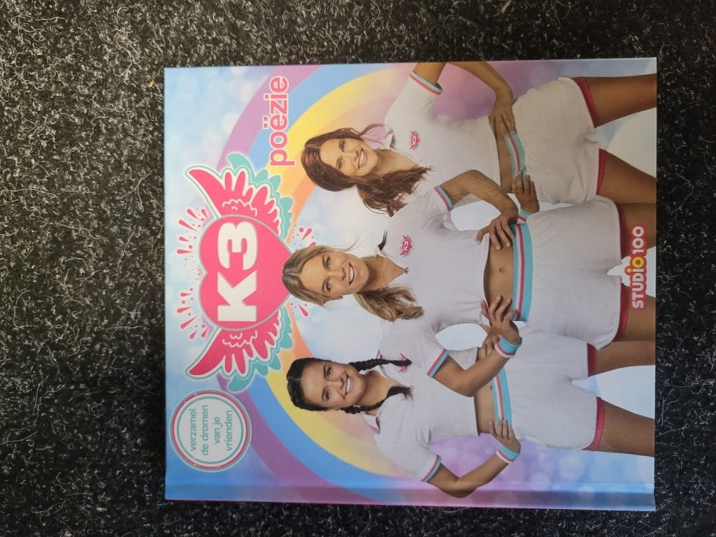 K3-poëziealbum – Studio 100 – 180 stuks, Ophalen of Verzenden, Nieuw, Fictie