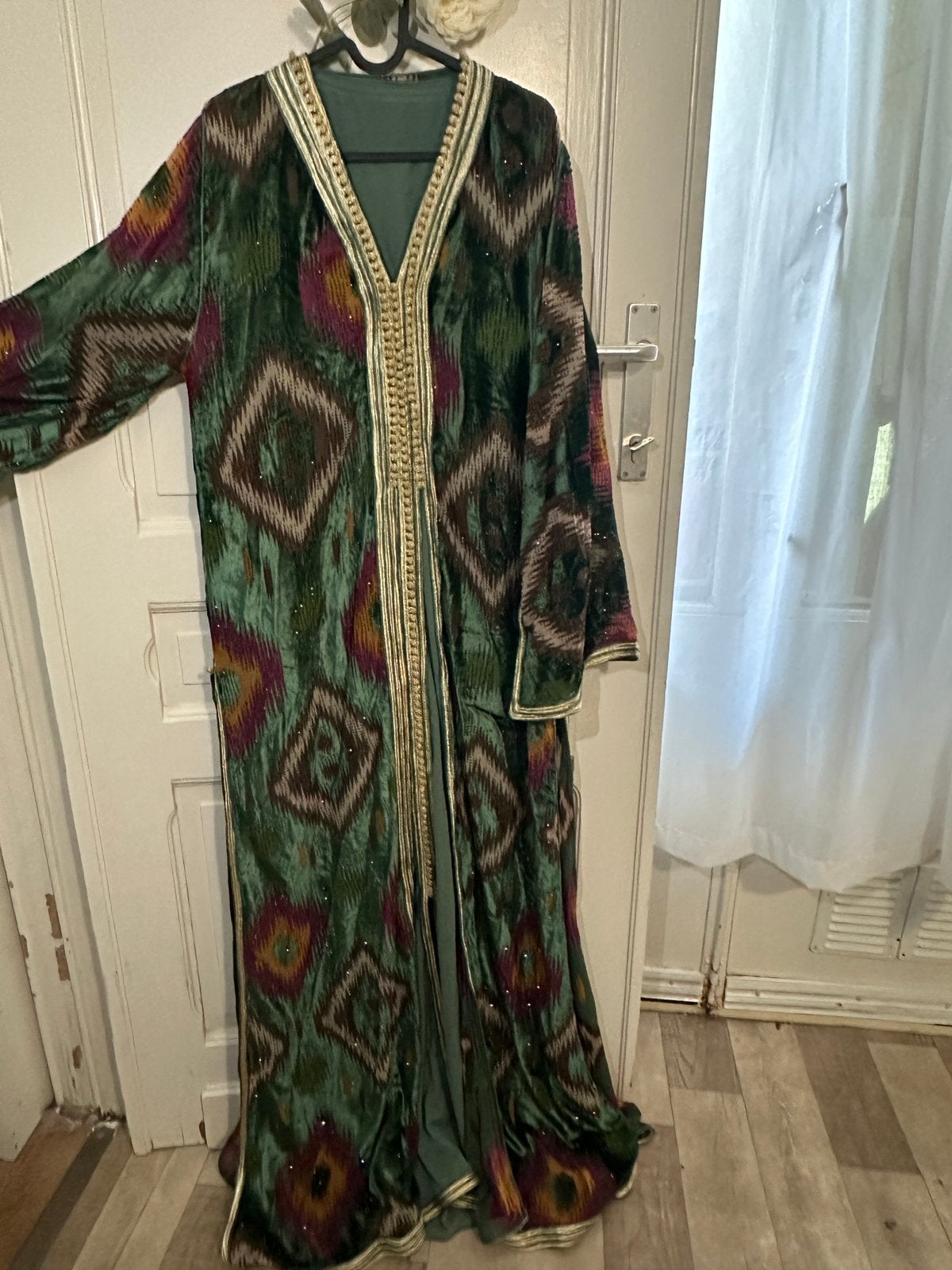 Caftan 2 pièces takchita, Vêtements | Femmes, Enlèvement