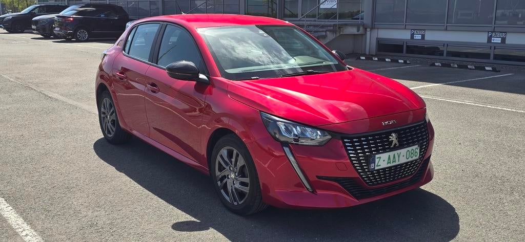 2022Peugeot 208 automaat benzine 1.2 turbo km54.000, Auto's, Navigatiesysteem, Euro 6, 1198 cc, Bedrijf