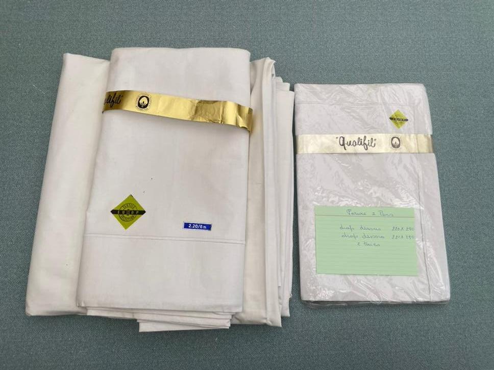 Anciens draps en coton et traversins, Antiquités & Art, Enlèvement ou Envoi