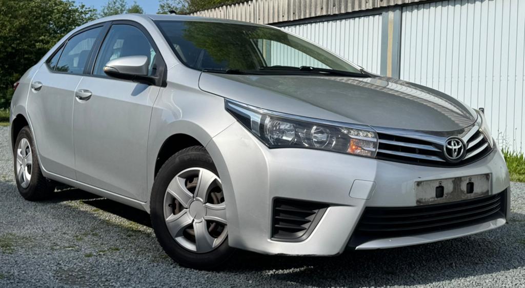 Toyota Corolla 1.4D-4D, Auto's, Voorwielaandrijving, Euro 5, Stof, Zwart