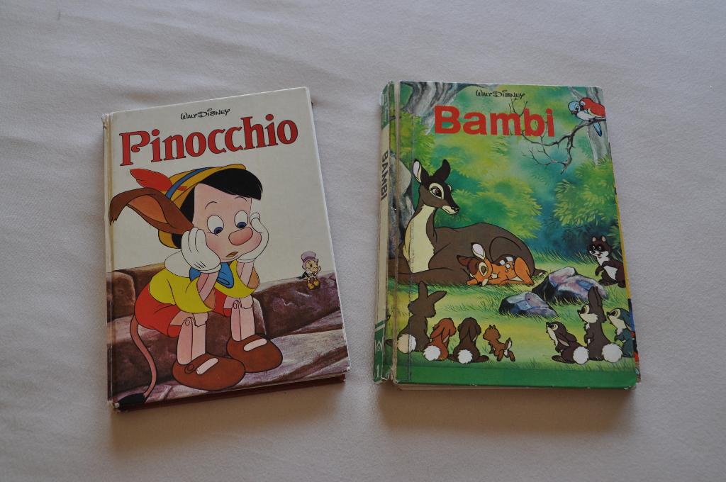 Walt Disney boeken Pinocchio en Bambi, Ophalen, Gelezen, Sprookjes
