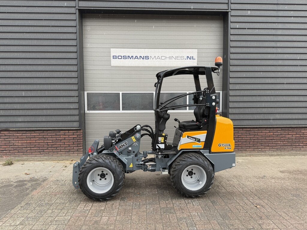 Giant G1500 L X-tra minishovel DEMO 2026 €465 LEASE, Tobroco, Info@tobroco.nl, Sprendlingenstraat 57
5061 KM  Oisterwijk, NL, Wiellader of Shovel