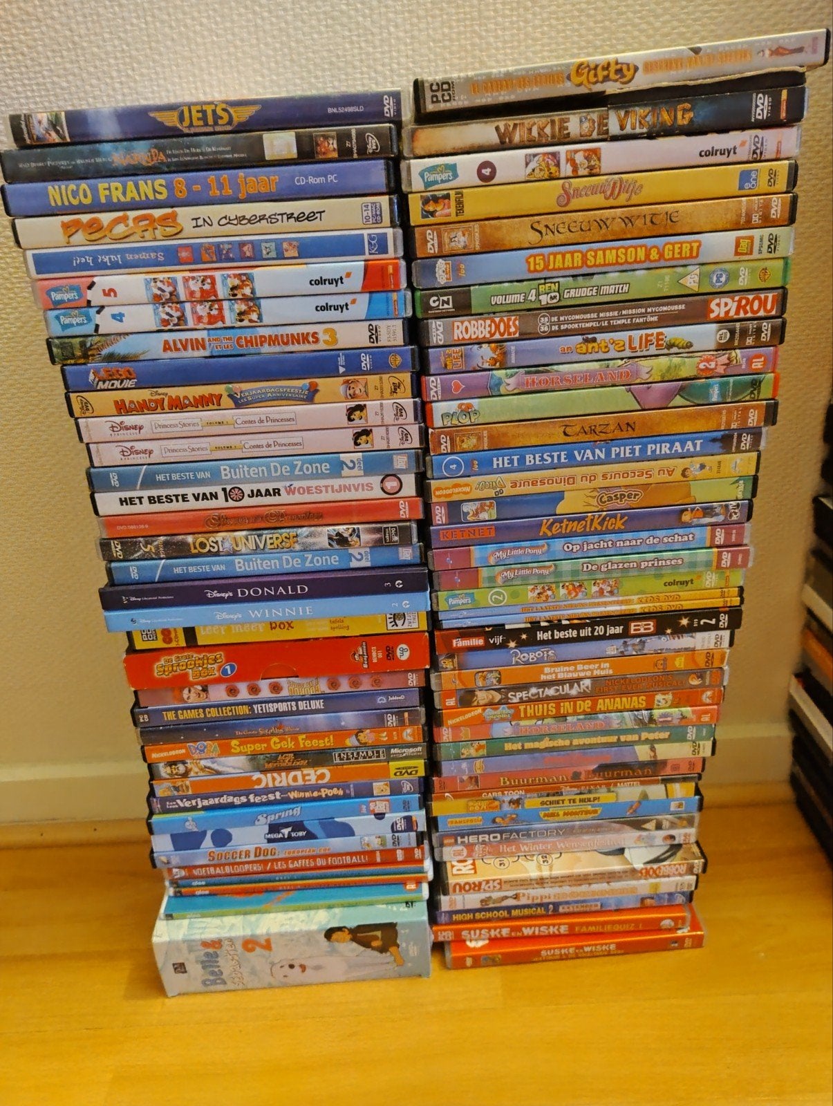 Lot dvds, ongeveer 150 stuks, Ophalen