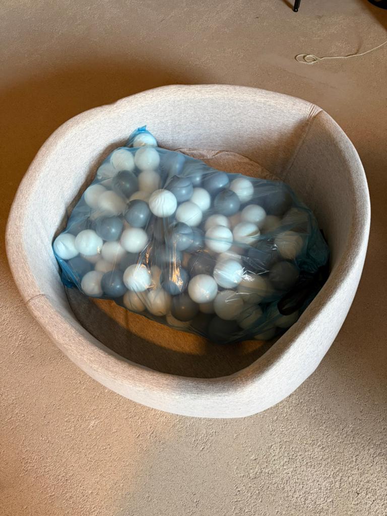 Ballenbad met ballen, Enlèvement, Comme neuf