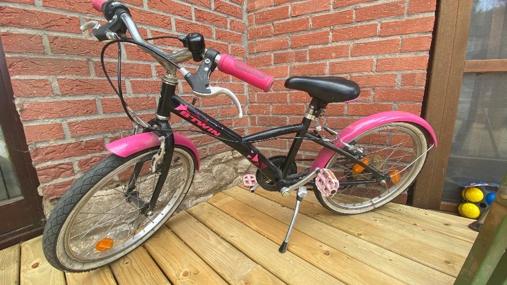 Vélo enfant Btwin 6 à 8 ans, Vélos & Vélomoteurs, Frein sur jante, 16 à 20 pouces, Enlèvement, Utilisé