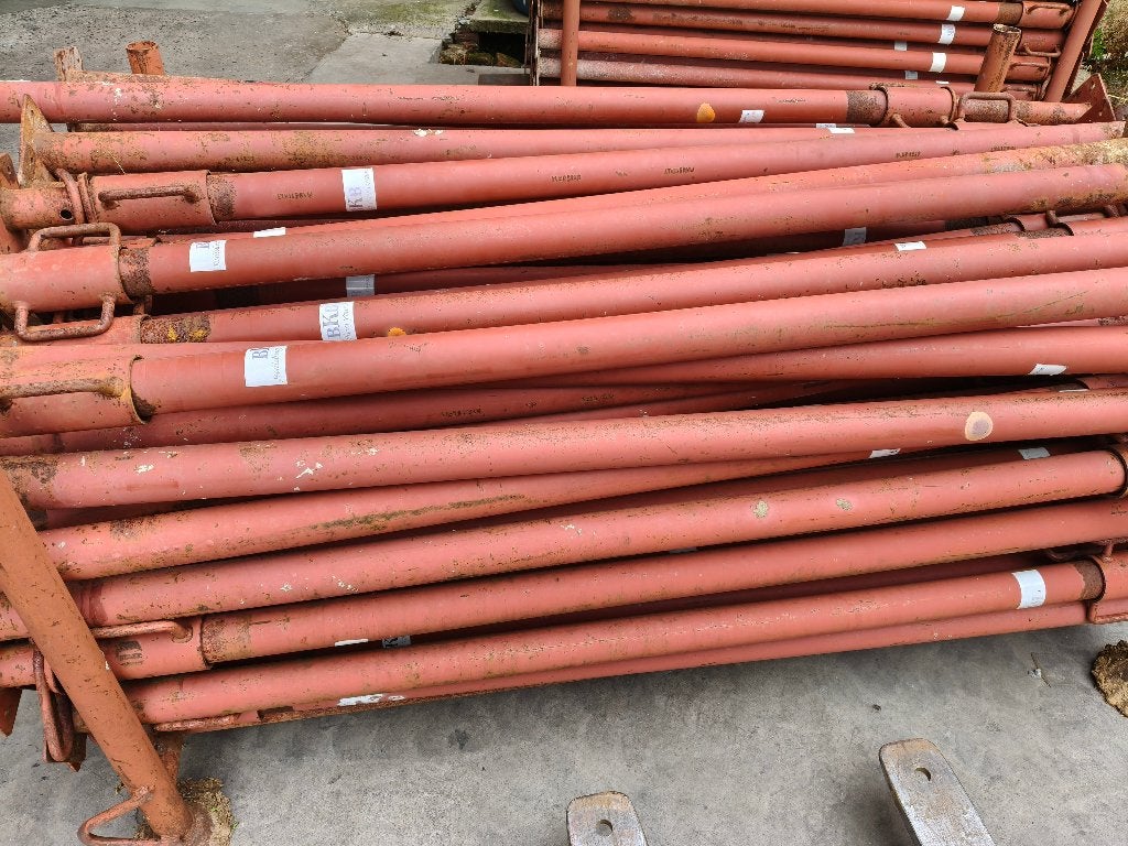 Stippen schoren stutten 1m 60 tot 2 m 95, Doe-het-zelf en Bouw, Steigers, Ophalen