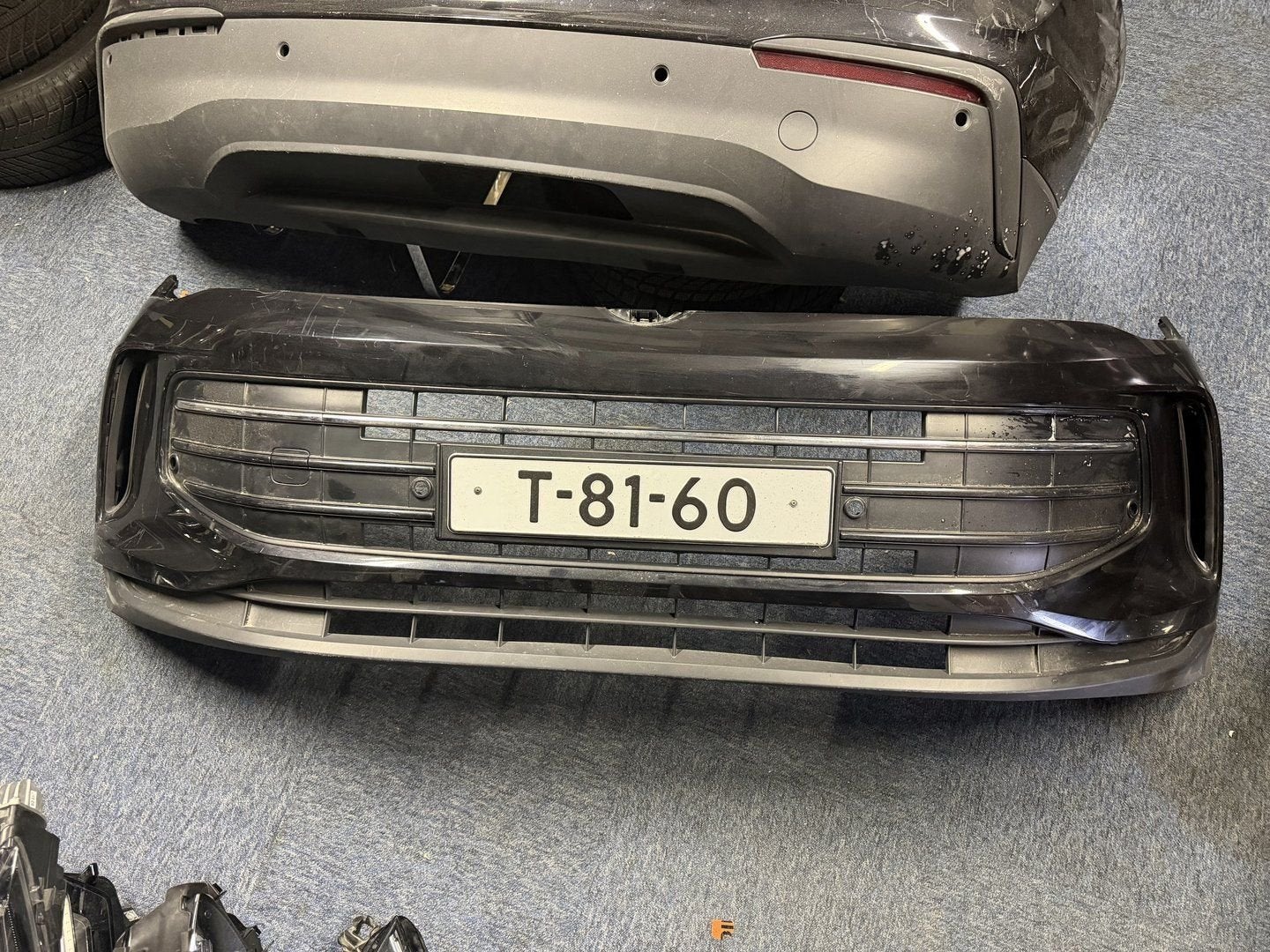 Tiguan voorbumper /bumpergrillen, -, Utilisé, -, Avant