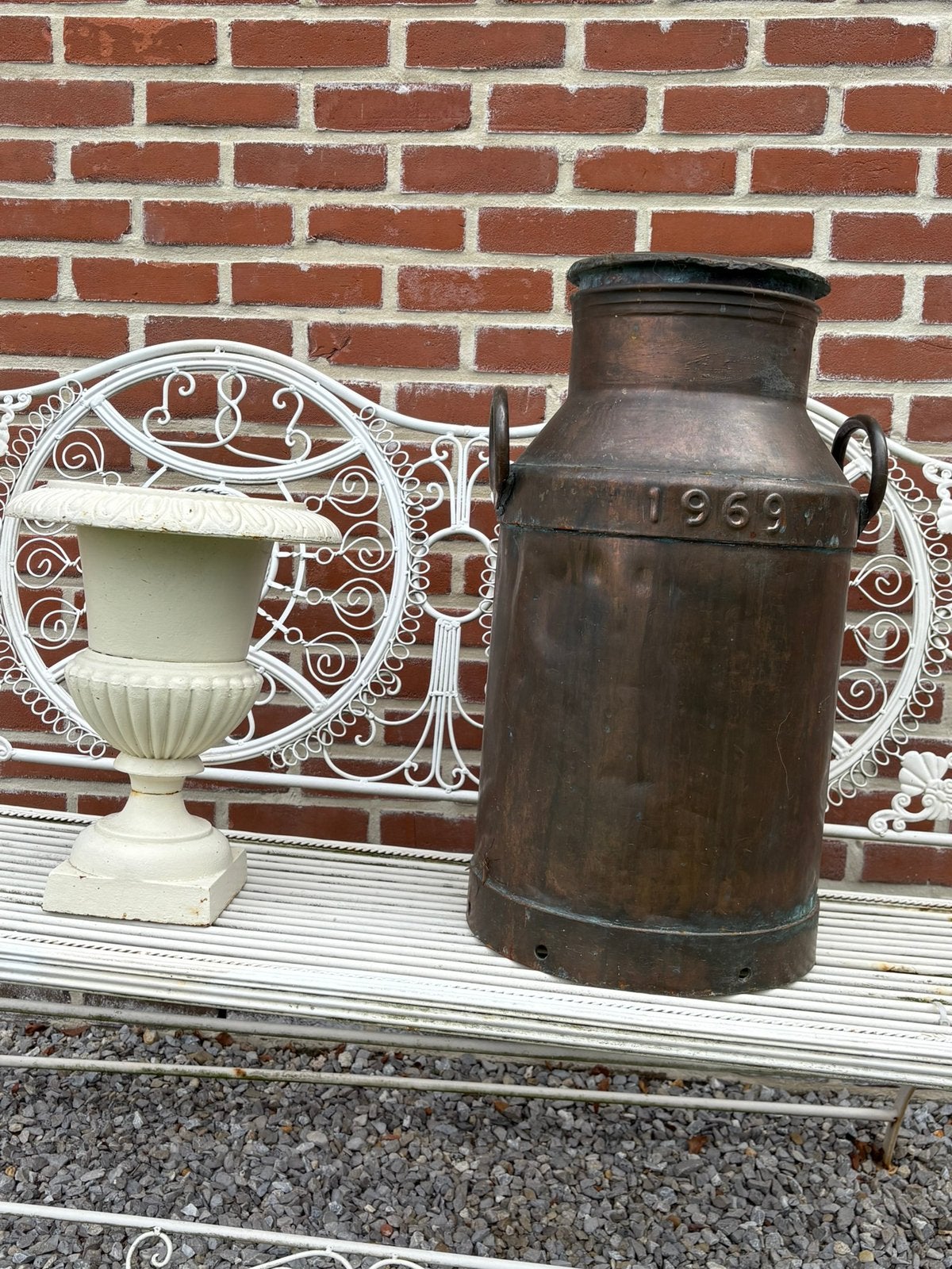 Tuindecoratie 11969 kruik en een gietijzeren bloempot, Tuin en Terras, Ophalen, Gebruikt