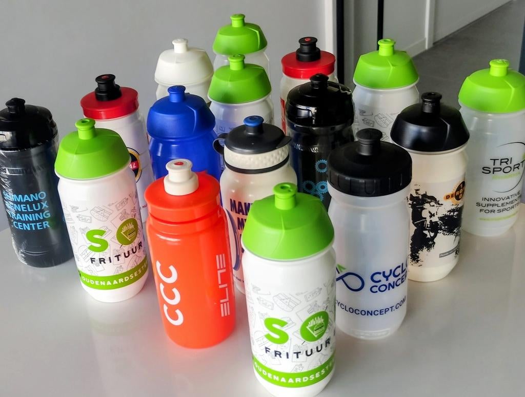 16 Nieuwe drinkbussen, Ophalen