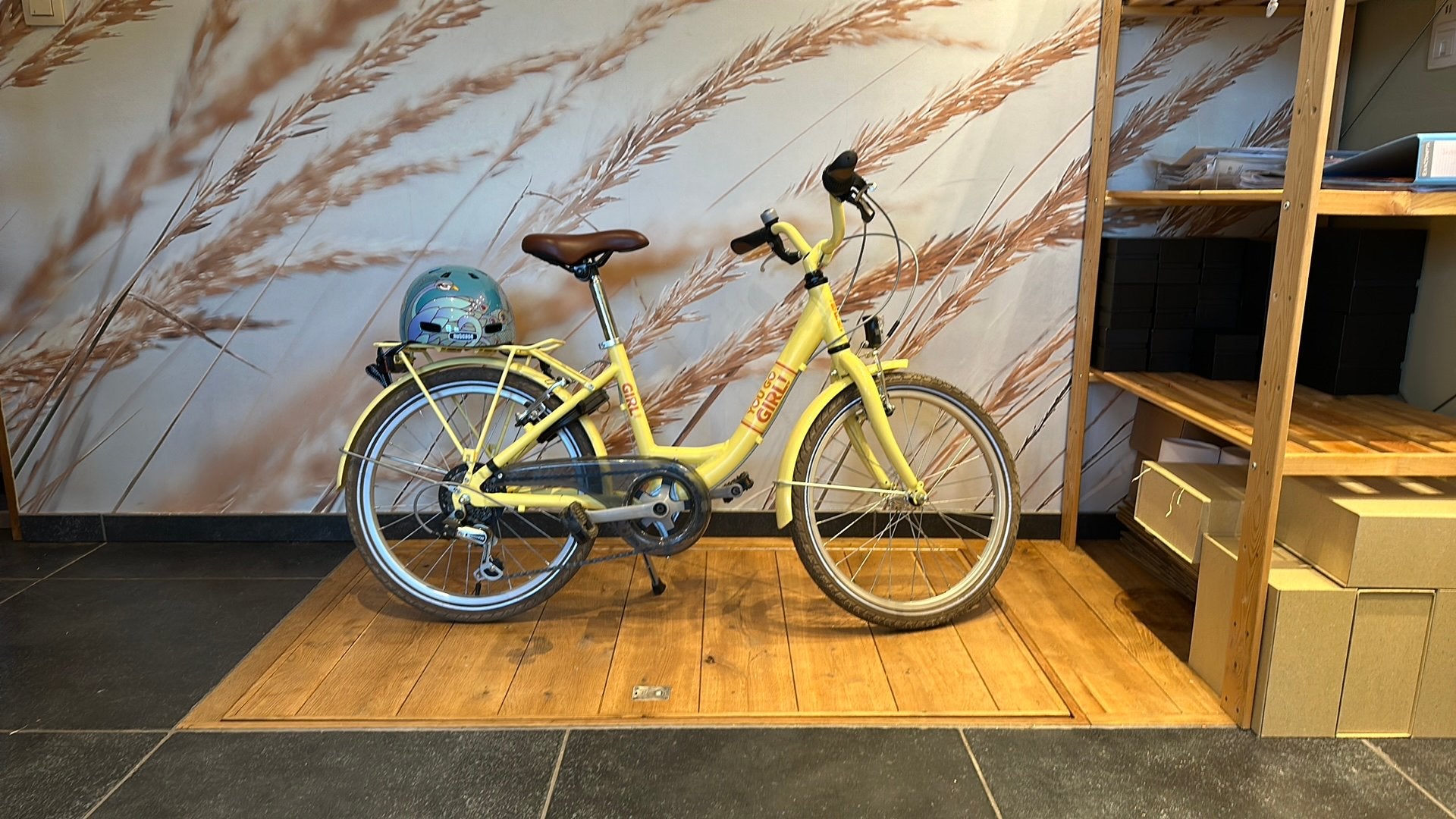 Mooie meisjes fiets amper gebruikt, Ophalen, 20 inch
