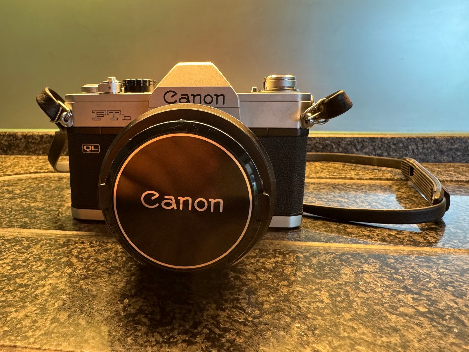 Caméra analogique Canon FTb QL, TV, Hi-fi & Vidéo, Enlèvement ou Envoi, Utilisé, Reflex miroir, Canon