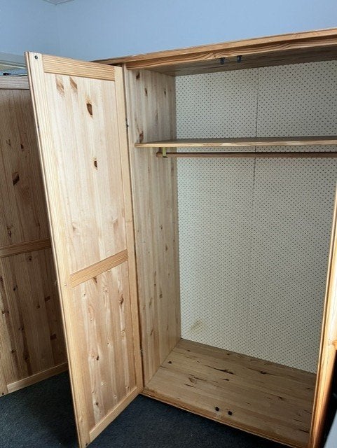 Grenen kleerkast, Ophalen, 100 tot 150 cm, 50 tot 75 cm, Gebruikt