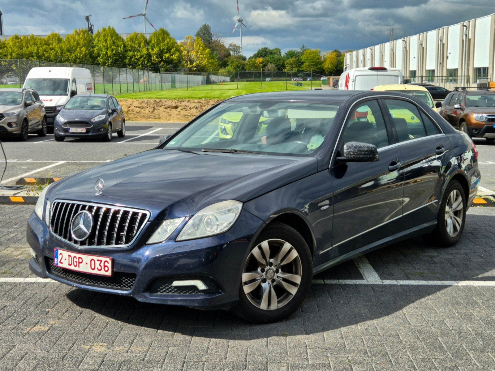 Mooie Mercedes Benz E200 2.2 CDI Avantgarde Automaat, Auto's, Automaat, Euro 5, Diesel, Particulier