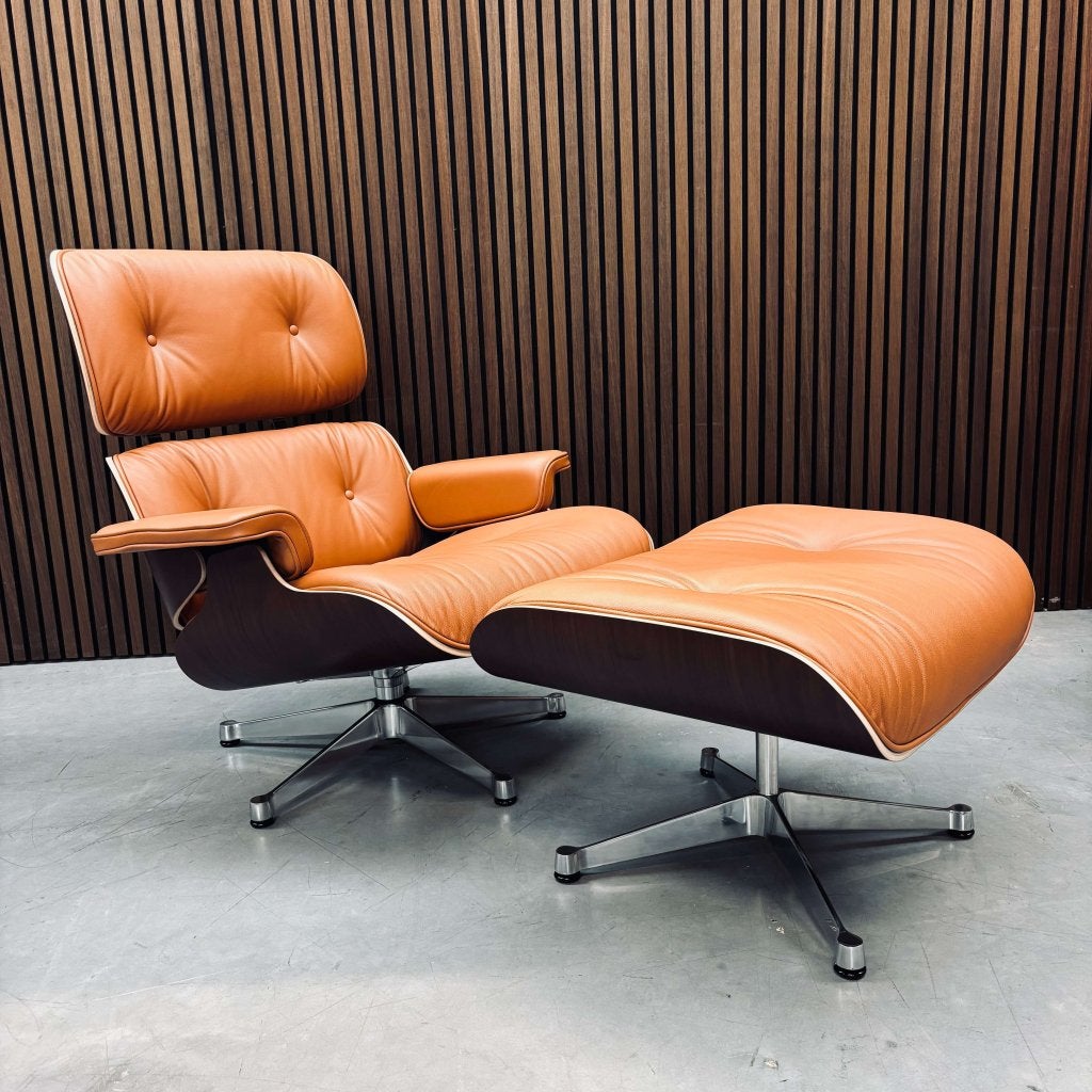 Eames Lounge Chair | Dark Walnut Shell & Cognac Leather, Enlèvement ou Envoi