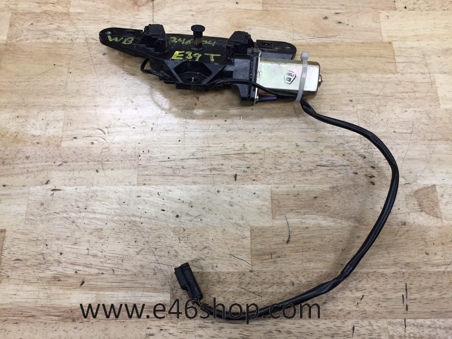 Slot achterklep BWM E39 oe 8362371, Autos : Pièces & Accessoires, Carrosserie & Tôlerie, BMW, Utilisé, Enlèvement ou Envoi
