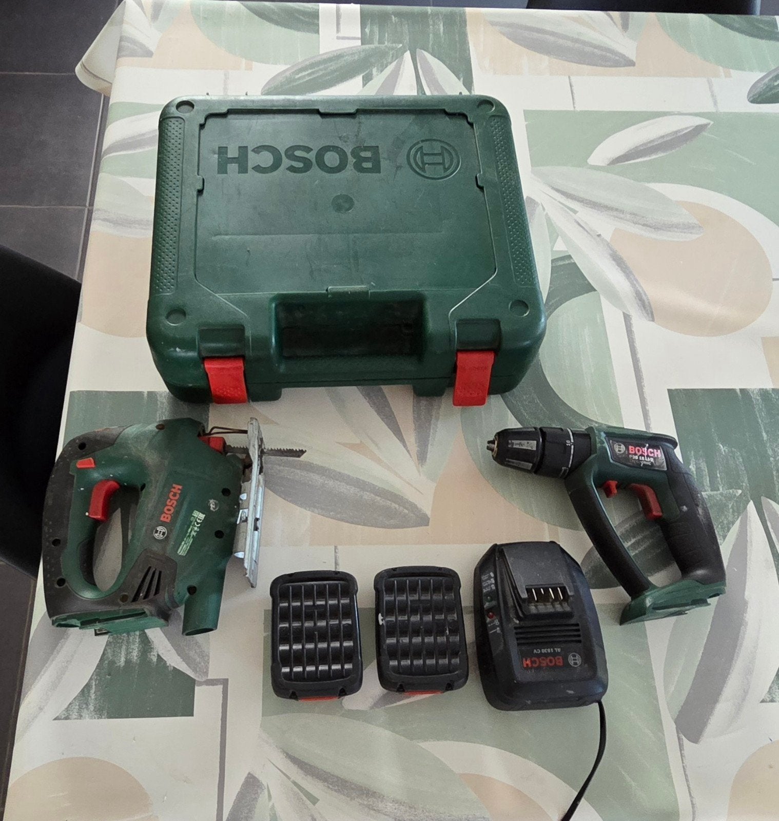 Ensemble Bosch visseuse PSB18 LI-2 et scie PST 18 LI, Bricolage & Construction, Outillage | Foreuses, Enlèvement, Utilisé, Perceuse