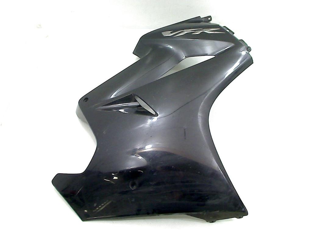 CARENAGE DROIT Honda VFR 800 VTEC 2002-2013 (VFR800 RC46), Dhr. S. di Majo, Utilisé, Info@cama-motorparts.nl, P.J. Troelstraweg 8 8
3144 CX  MAASSLUIS, NL