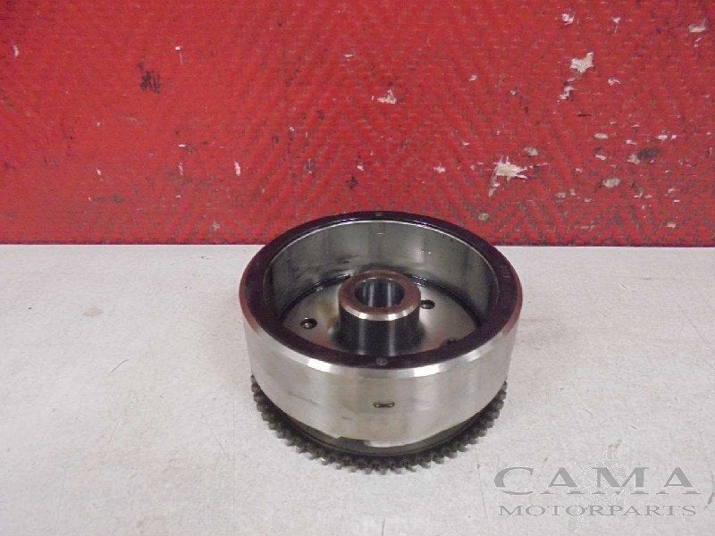 VOLANT MOTEUR Yamaha YZF R6 1999-2002 (YZF-R6 5EB 5MT), Dhr. S. di Majo, Utilisé, Info@cama-motorparts.nl, P.J. Troelstraweg 8 8
3144 CX  MAASSLUIS, NL