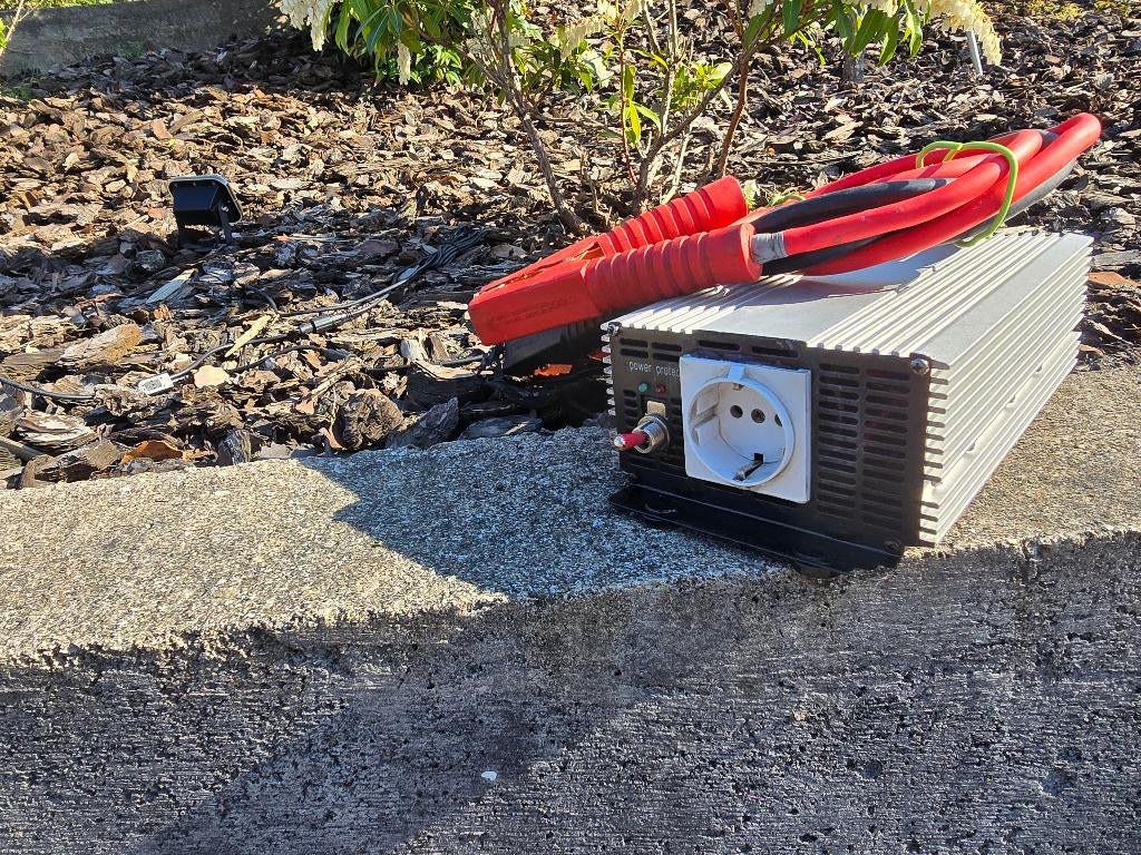 convertisseur 12v 220v, Enlèvement, Utilisé, Électrique