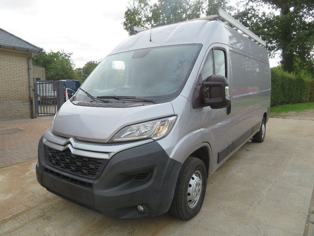 Citroën Jumper 2.2 BlueHDi - L3H2 - 2020 - 119.110km - €6d, Autos, Camionnettes & Utilitaires, Argent ou Gris, Achat, Euro 6, Entreprise