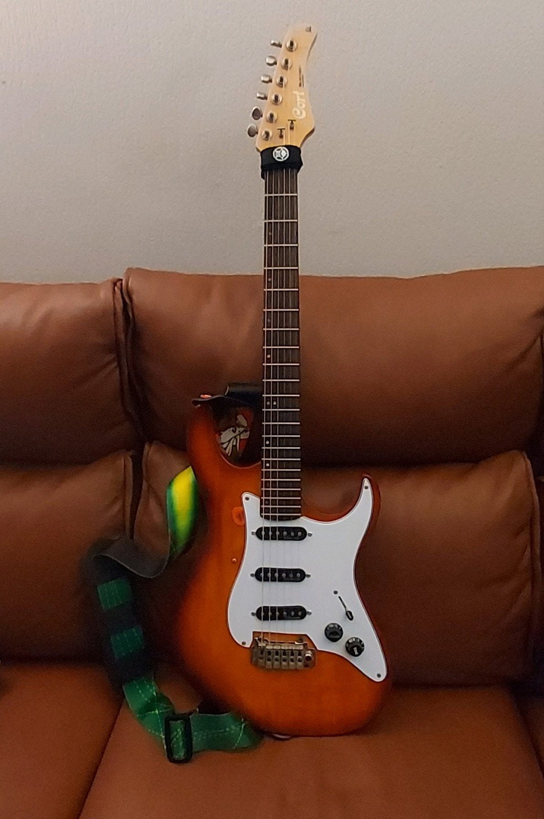 Cort G250, Muziek en Instrumenten, Snaarinstrumenten | Gitaren | Elektrisch, Ophalen