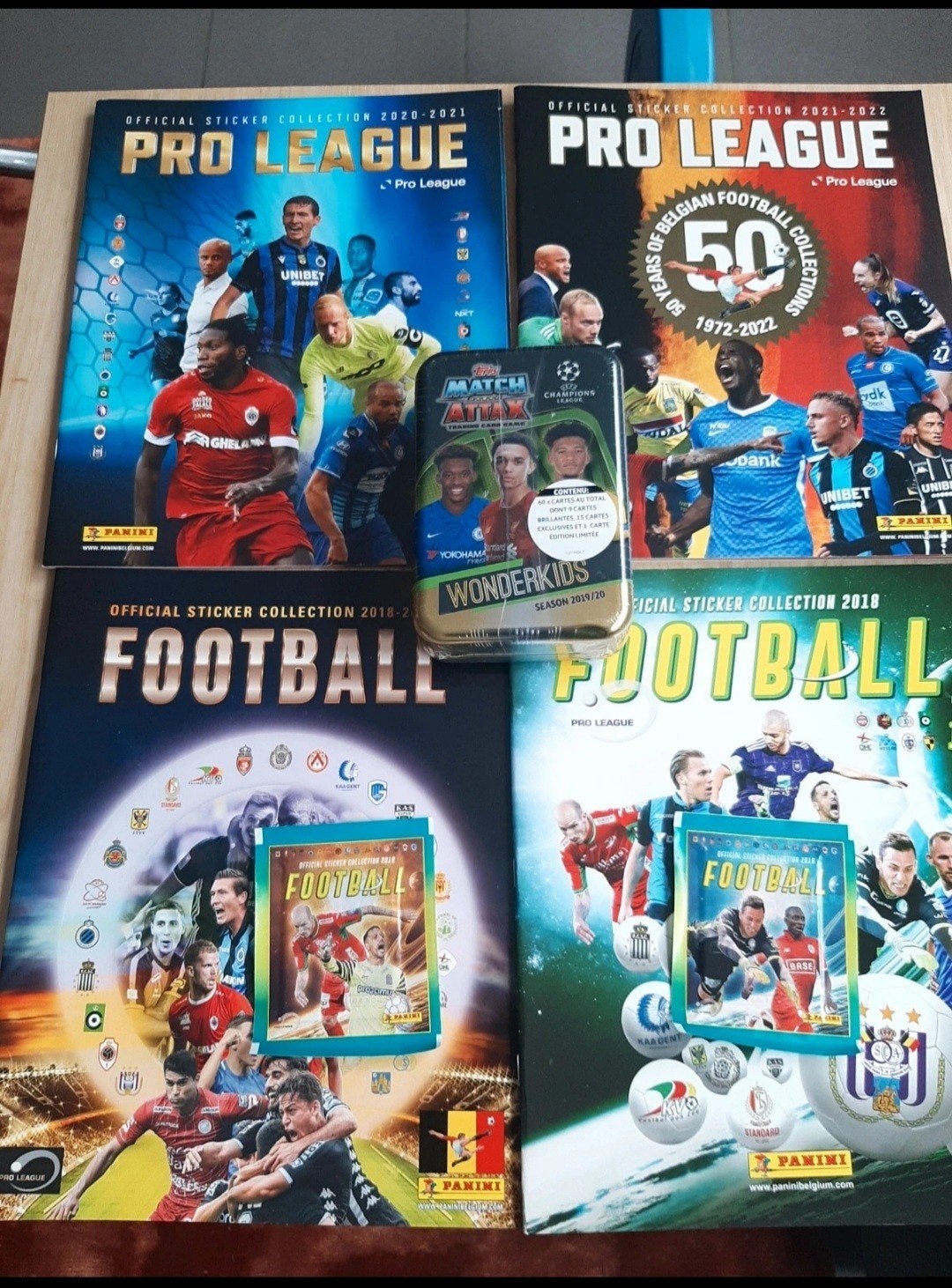 PANINI 4 ALBUMS PRO LEAGUE VIDE, Collections, Envoi