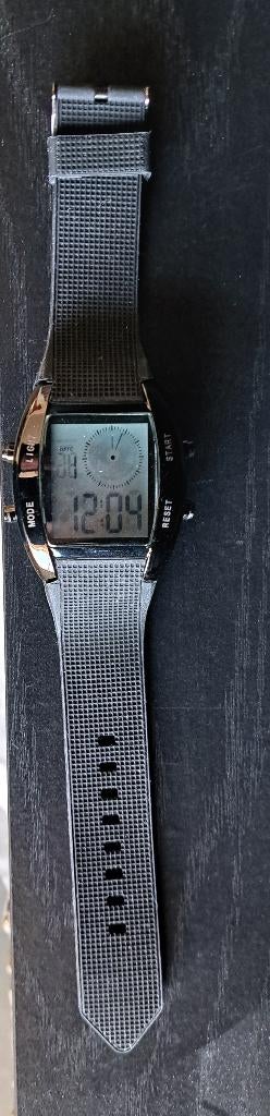 Montre digitale, Handtassen en Accessoires, Horloges | Heren, Ophalen, Nieuw, Polshorloge, Kunststof