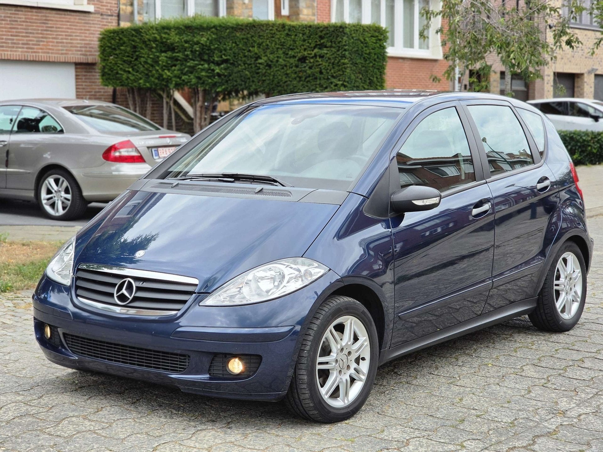 Mercedes-Benz A 160 CDI 1ER PROPRIÉTAIRE CARNET D'ENTRETIEN, Auto's, Stof, Gebruikt, Zwart, Blauw