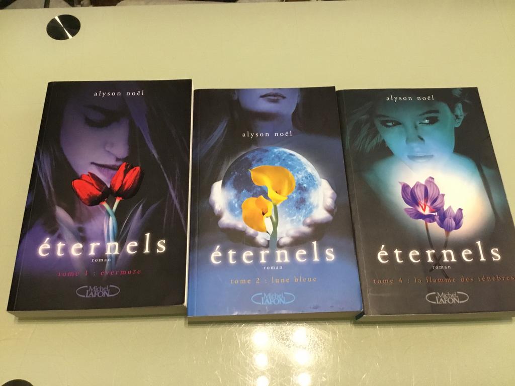 Livre BE éternels tome 1,2,4, Livres, Enlèvement ou Envoi, Utilisé